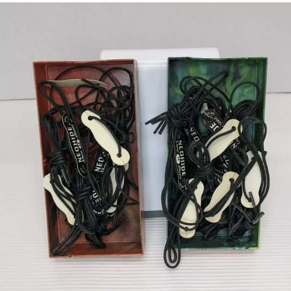 Vintage Neohide Shoelaces, Vintage Leather Shoe Laces, Black, New Old Stock - Picture 3 of 4